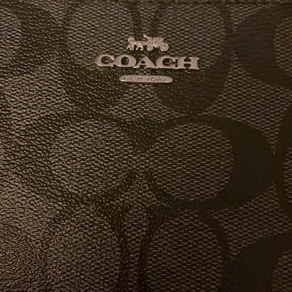 Coach Wallet - Picture 5 of 8